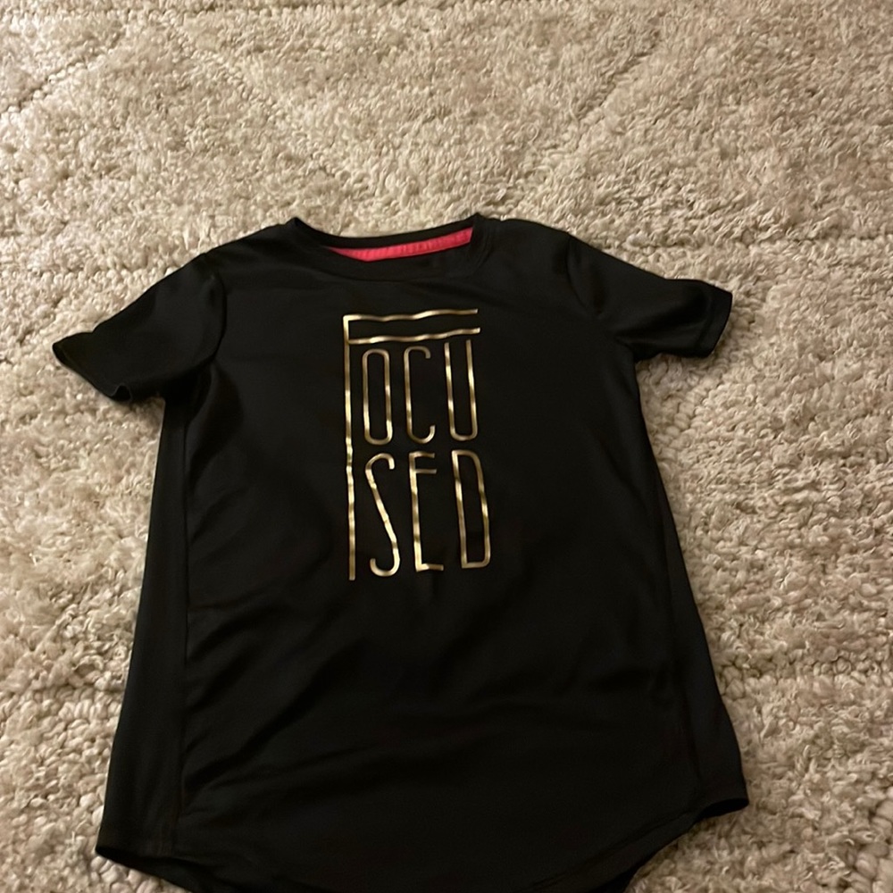 Athletic shirt for young girls